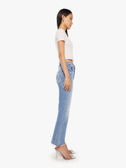 Women THE TRIPPER FLOOD FRAY LEFT IN THE DUST | Mother Denim Medium Blue