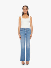 Women PETITES The Lil Outsider Skimp | Mother Denim Blue (Medium)