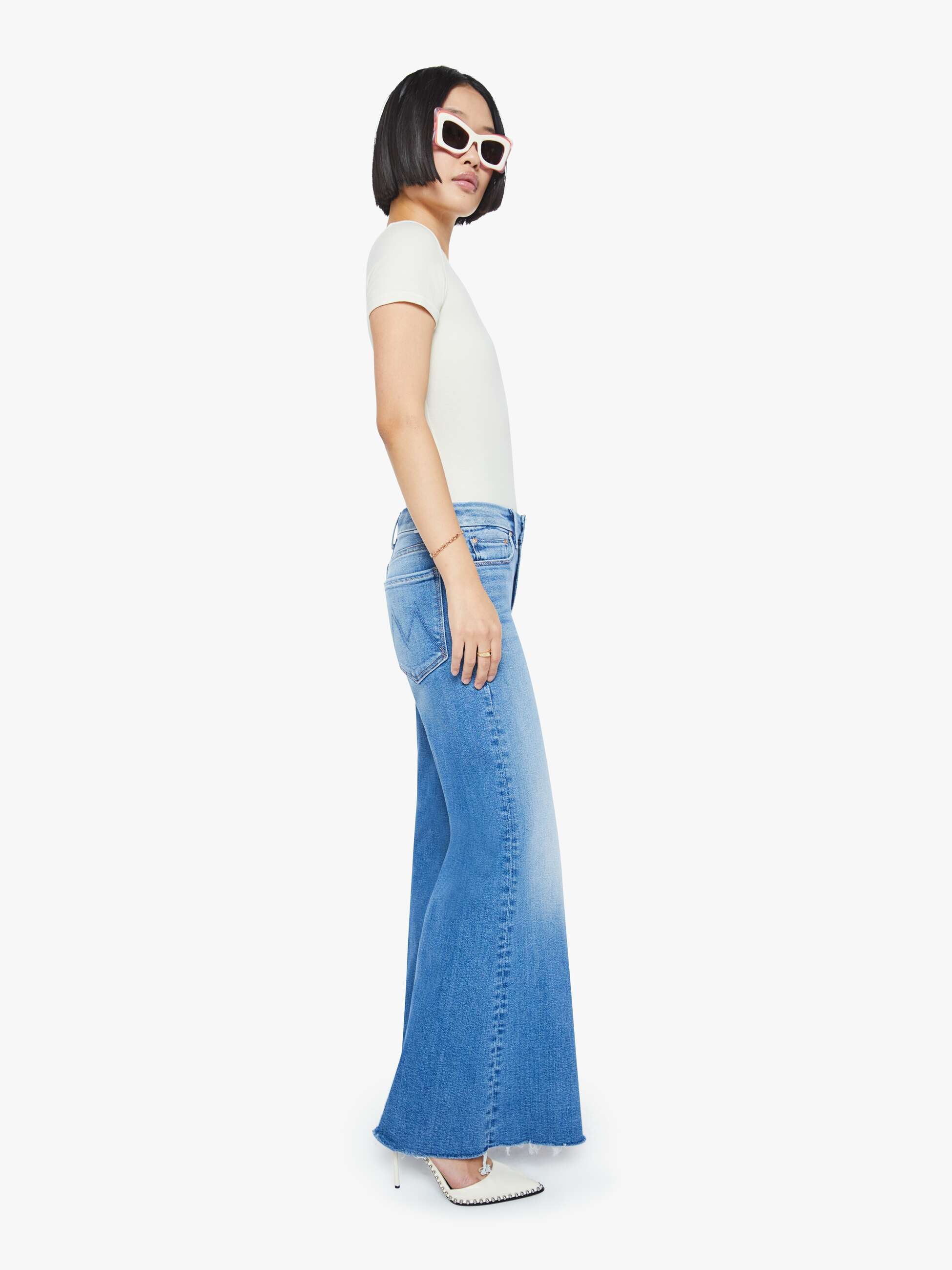 Women PETITES The Lil Roller Fray | Mother Denim Blue (Medium)