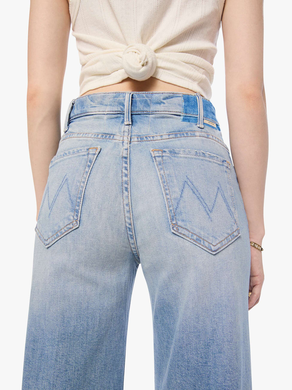 Women PETITES The Lil Hustler Roller Sneak | Mother Denim Blue (Medium)