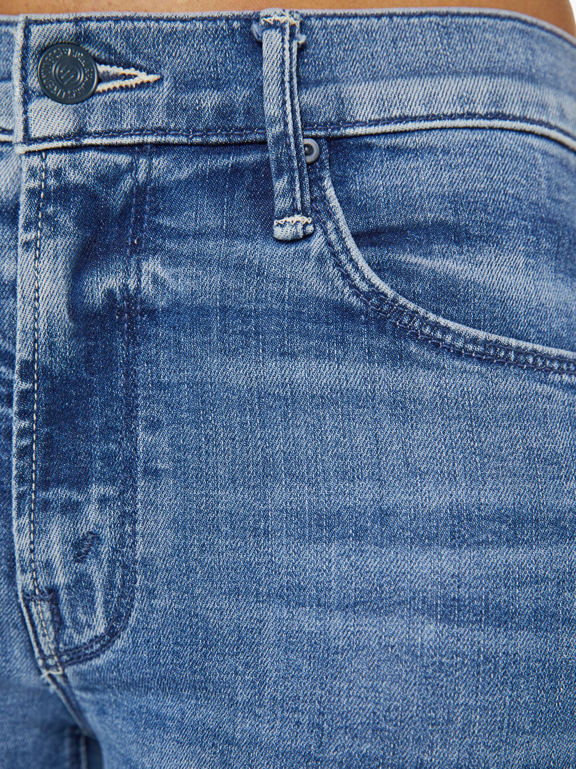 Women PETITES The Lil Mid Rise Dazzler Ankle | Mother Denim Blue (Medium)