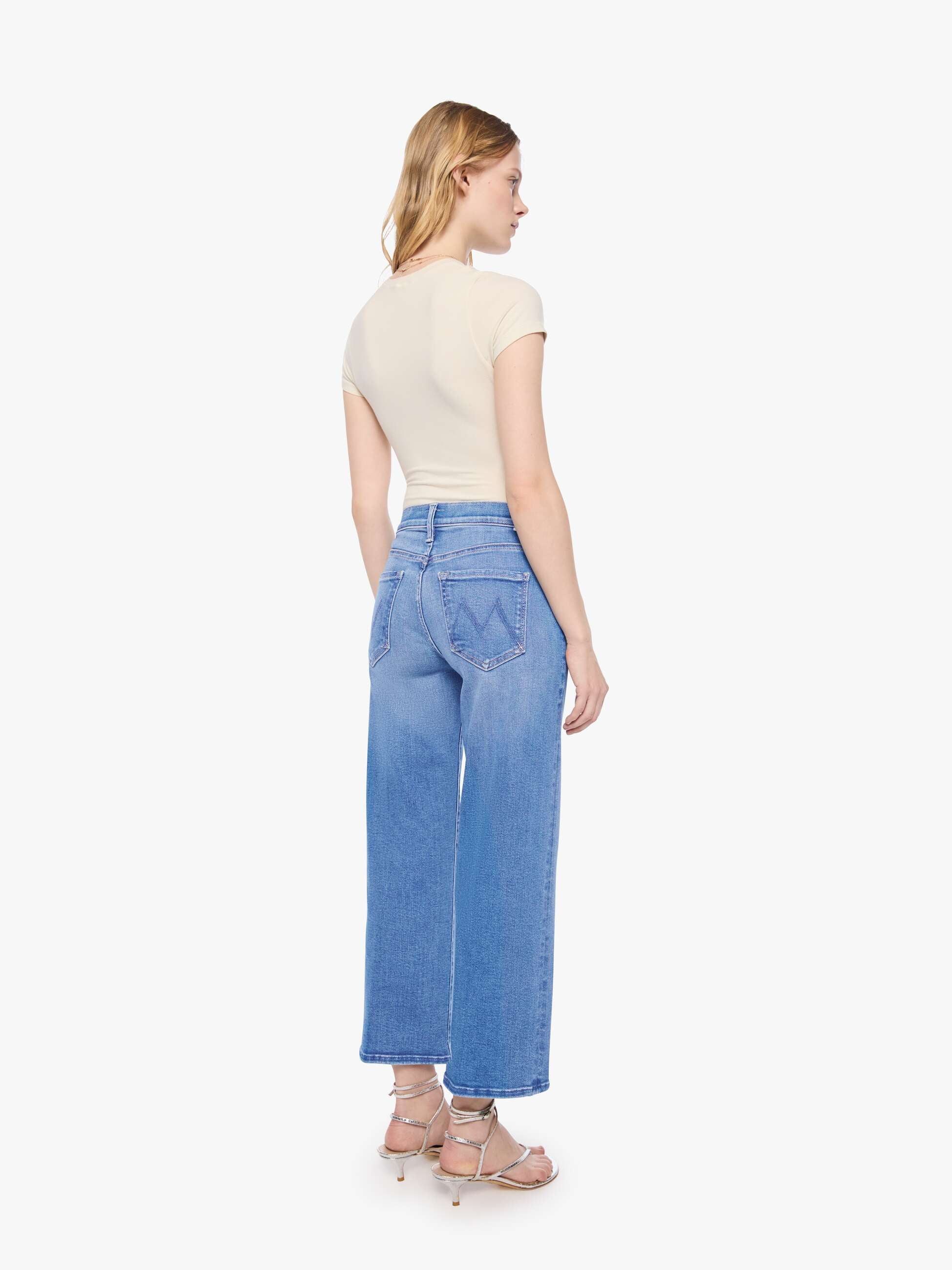 Women PETITES The Lil Mid Rise Rambler Zip Ankle | Mother Denim Blue (Medium)