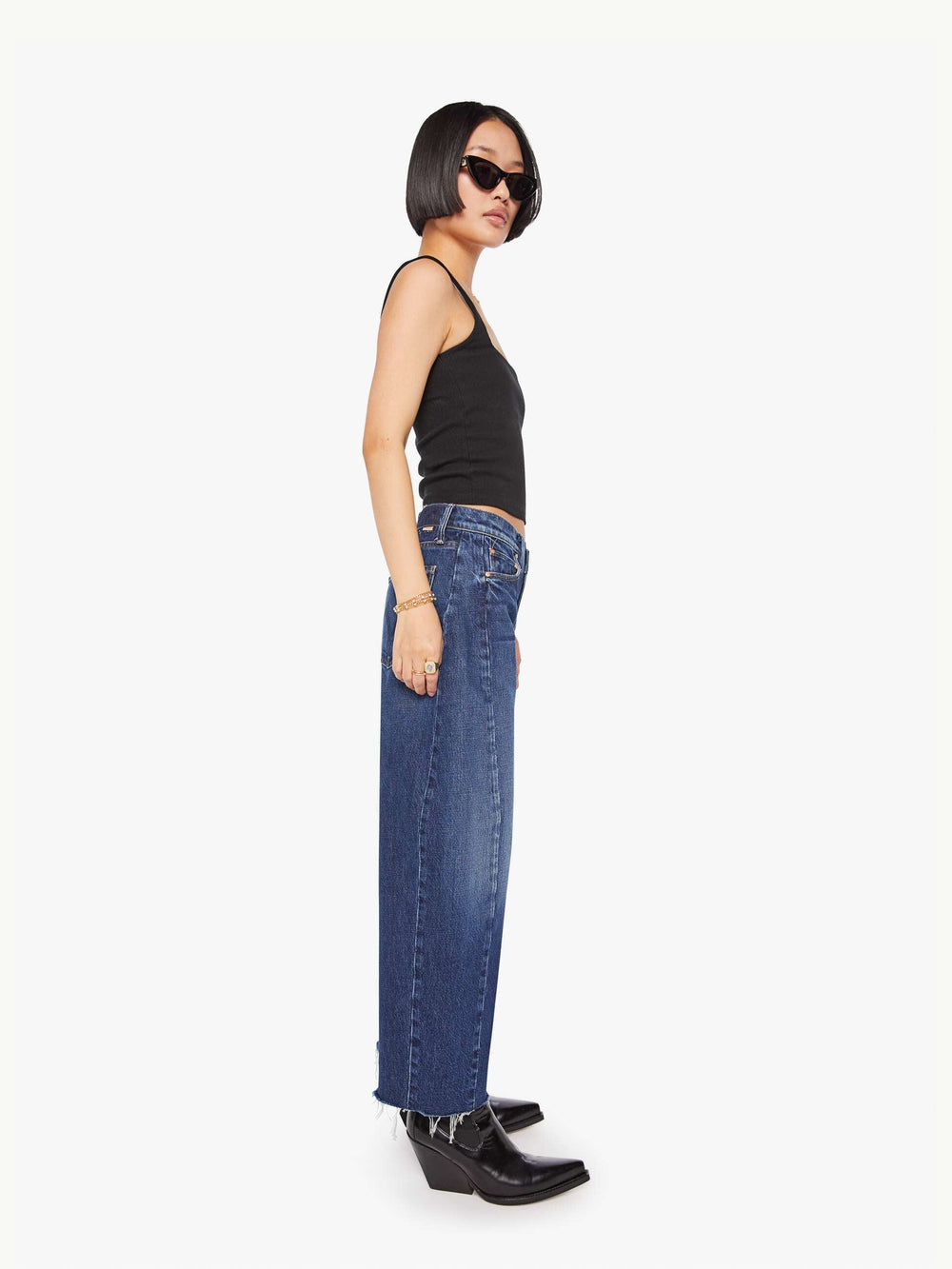 Women PETITES The Lil Mid Rise Full Pipe Flood Fray | Mother Denim Unplugged