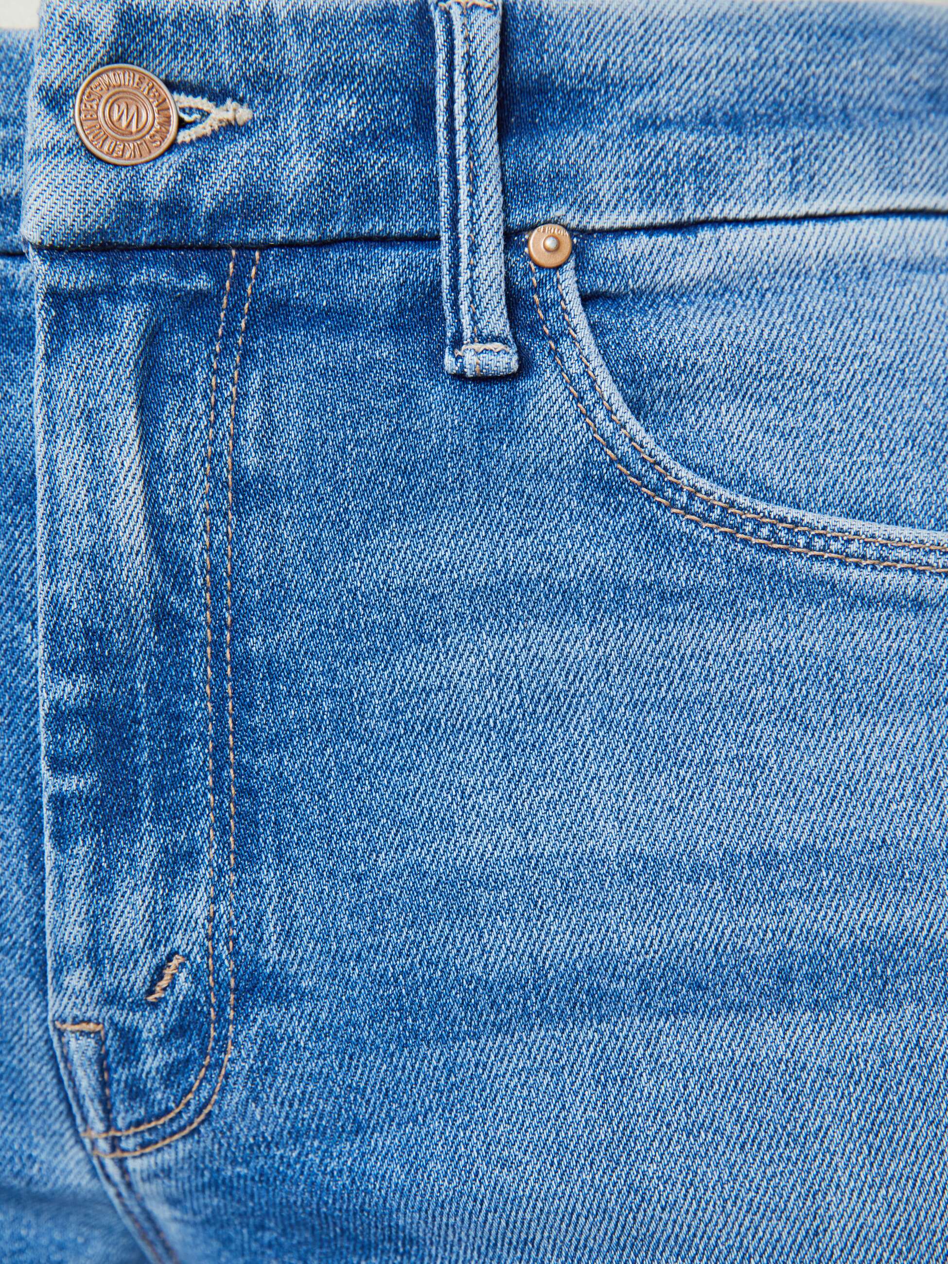 Women PETITES The Lil Roller Fray | Mother Denim Blue (Medium)