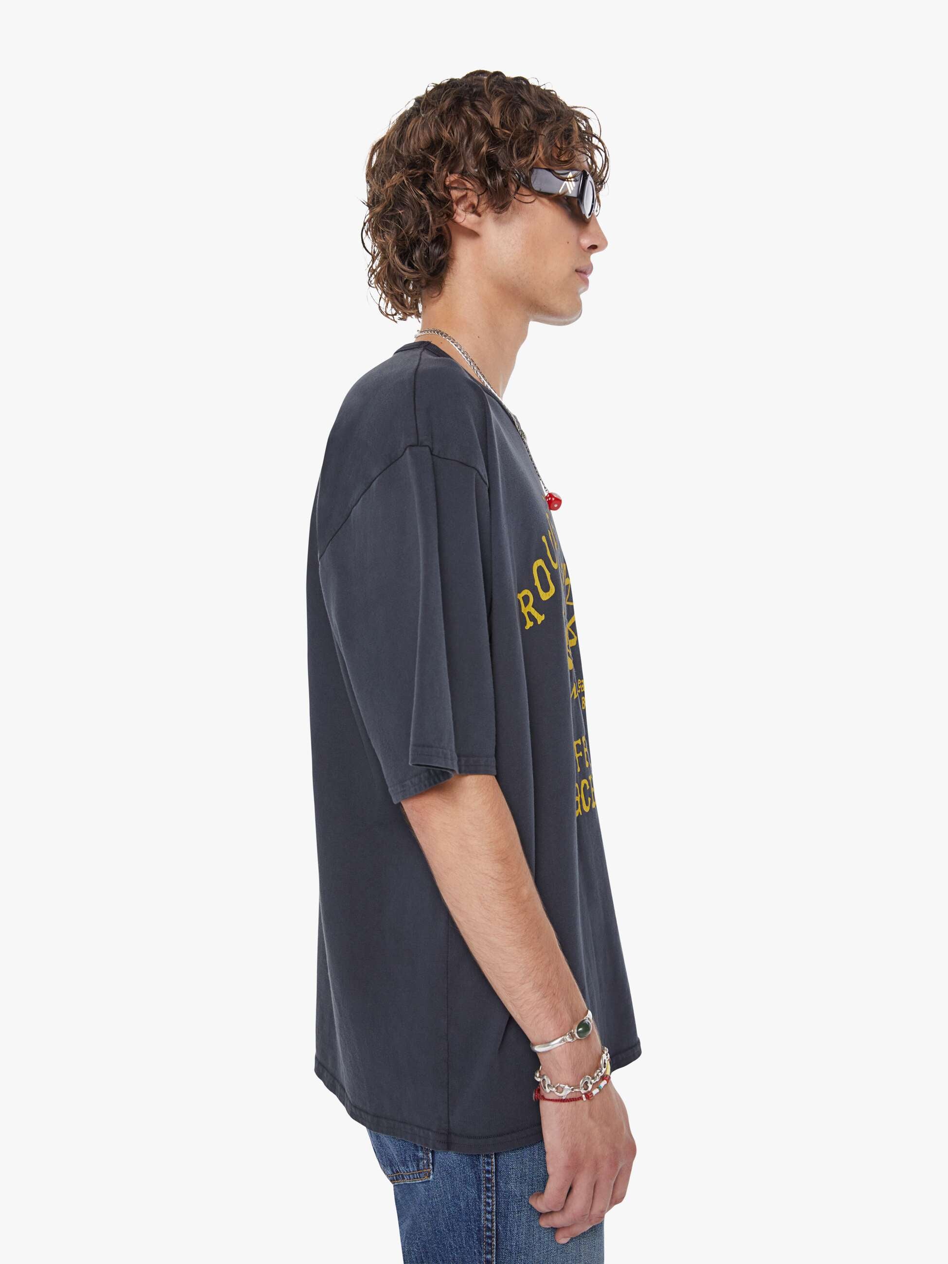 Men The Coops Tee | Mother Denim Black